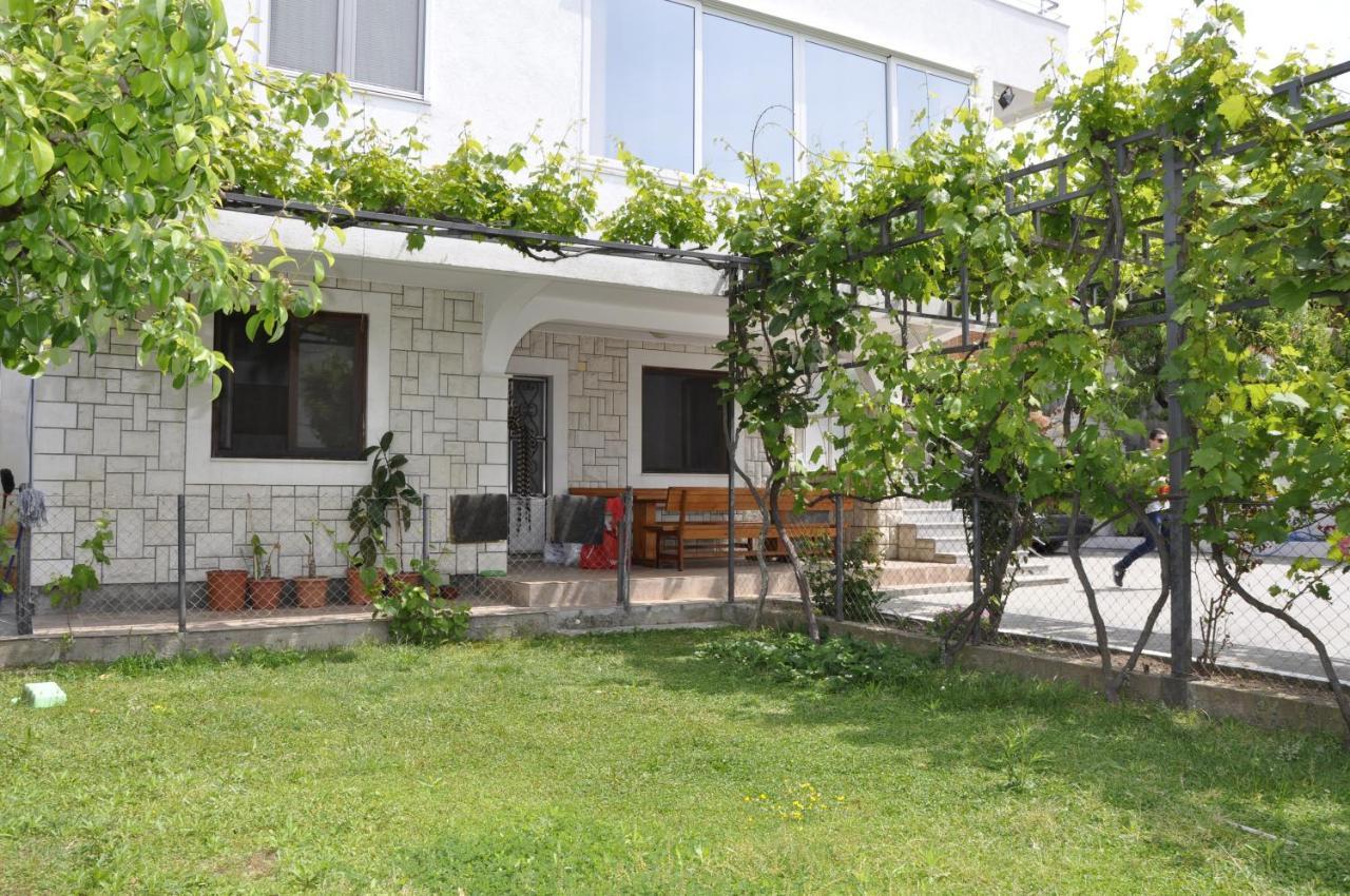 Guest House Lalic Bar Exterior photo