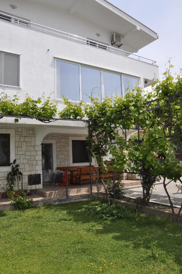 Guest House Lalic Bar Exterior photo